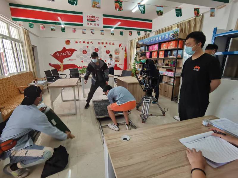 宿城区广告片拍摄公司：极简主义践行者，少即是多的视觉哲学